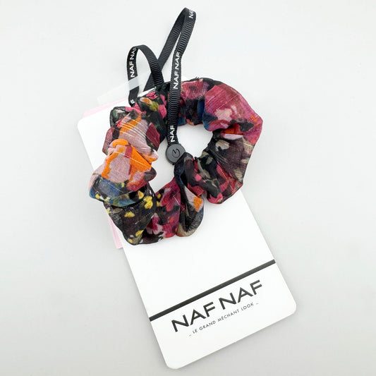 Stylowa gumka do włosów Naf Naf z czarną wstążką i kolorowym kwiatowym wzorem