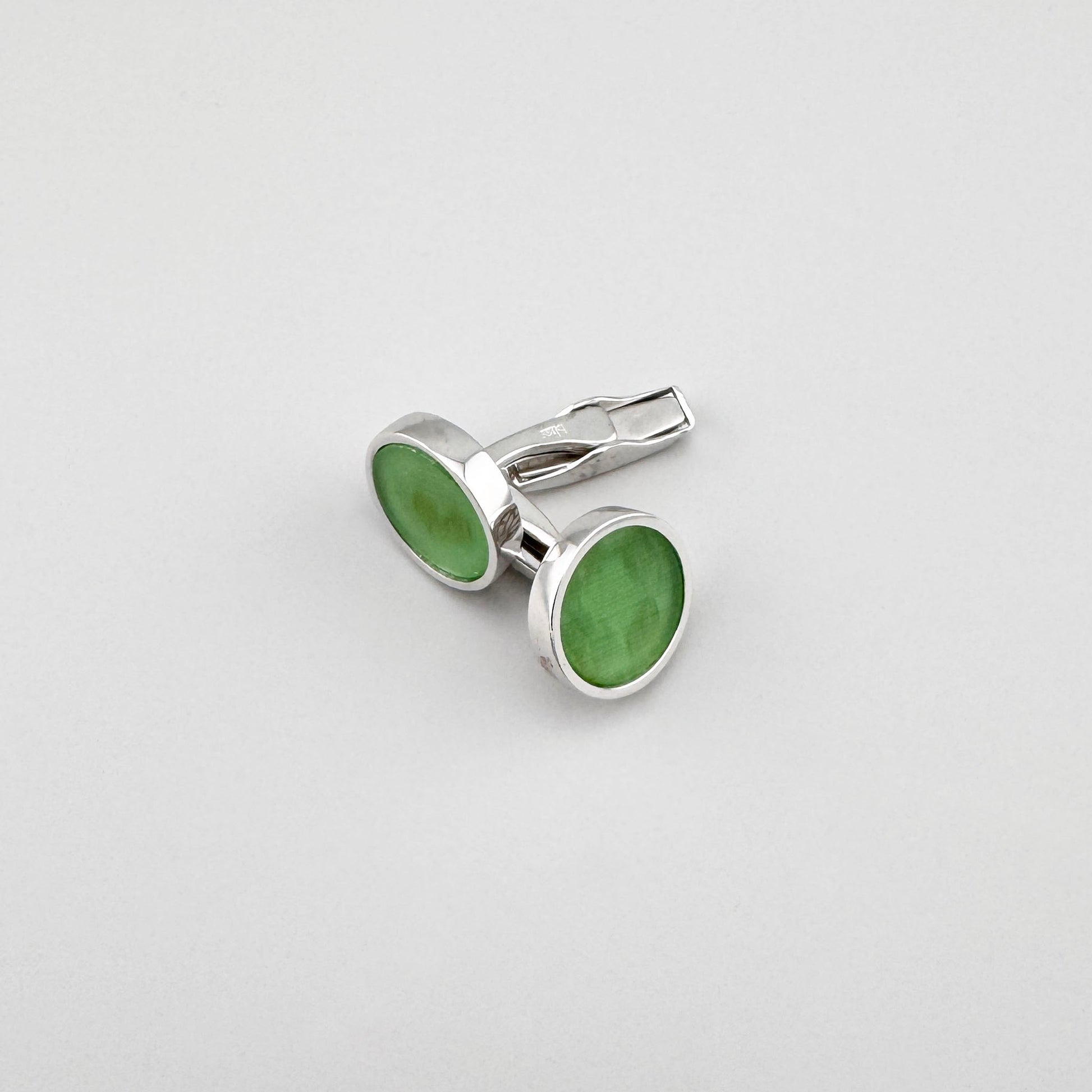 Silver cufflinks Bliss Gioielli with a green stone and polished finish