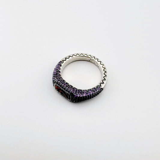 Silver Thomas Sabo ring with mother-of-pearl and purple zirconia in a geometric setting