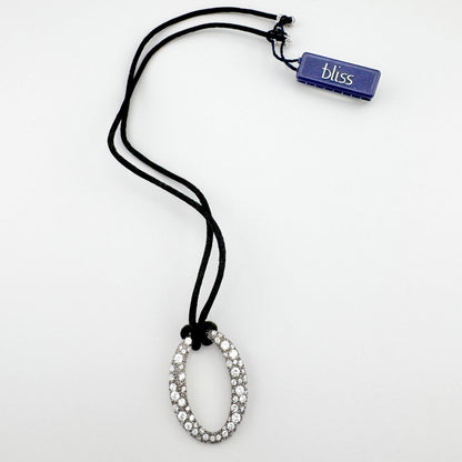 Naszyjnik owalny z cyrkoniami na czarnym sznurku z metką Bliss