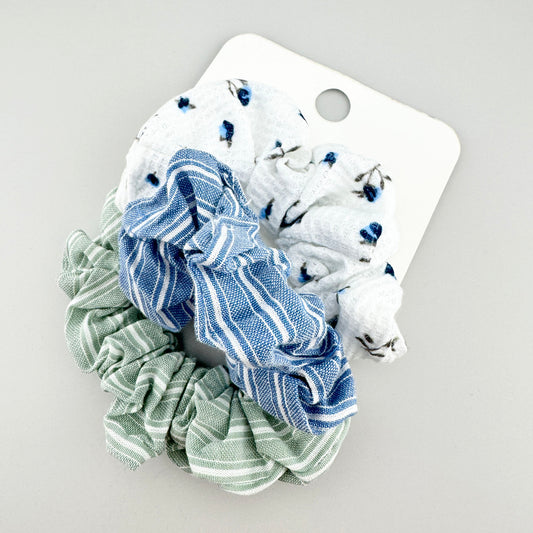 Komplet scrunchies Pull&Bear w pastelowych odcieniach błękitu, bieli i zieleni