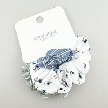 Pastel scrunchie set Pull&Bear in soft blue, white, and green tones
