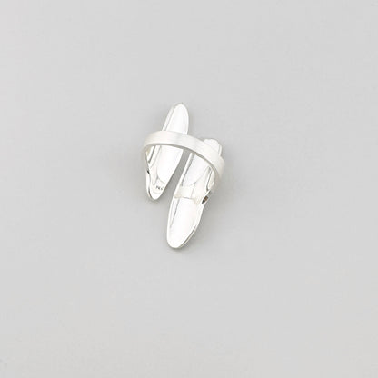 Bague Pilgrim à forme ouverte avec effet géométrique et finition satinée