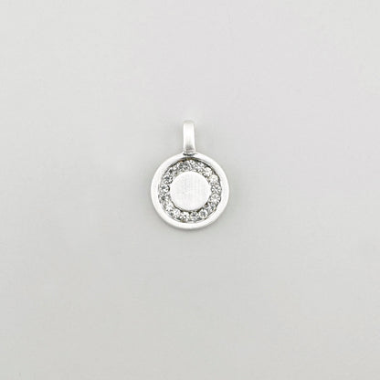 Zawieszka z kryształkami Pilgrim w kolorze srebrnym i satynowym środkiem