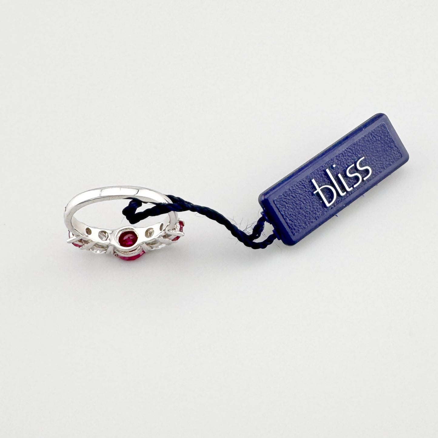 Silberring von Bliss Gioielli mit roten Steinen und symmetrischem Design