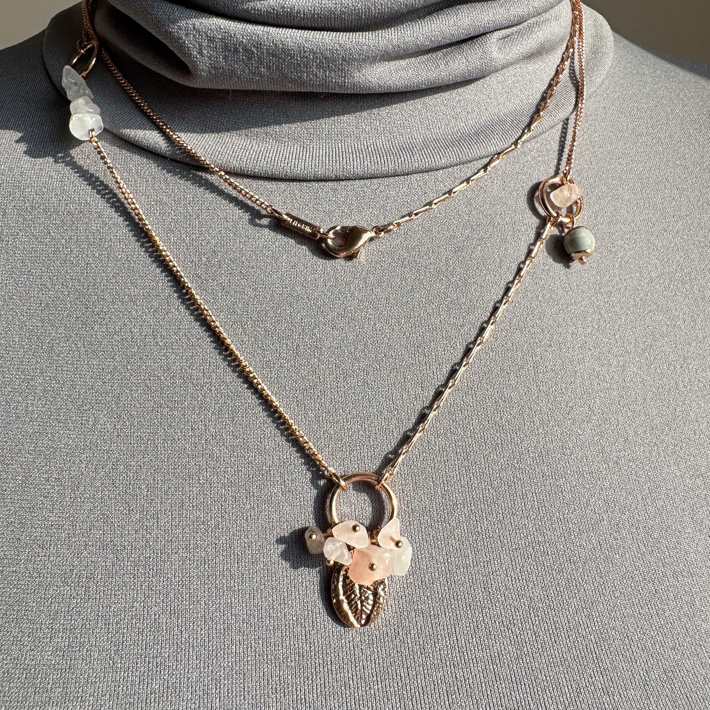 Elegant Pilgrim necklace with rose quartz, natural pearl and leaf charm in warm tone