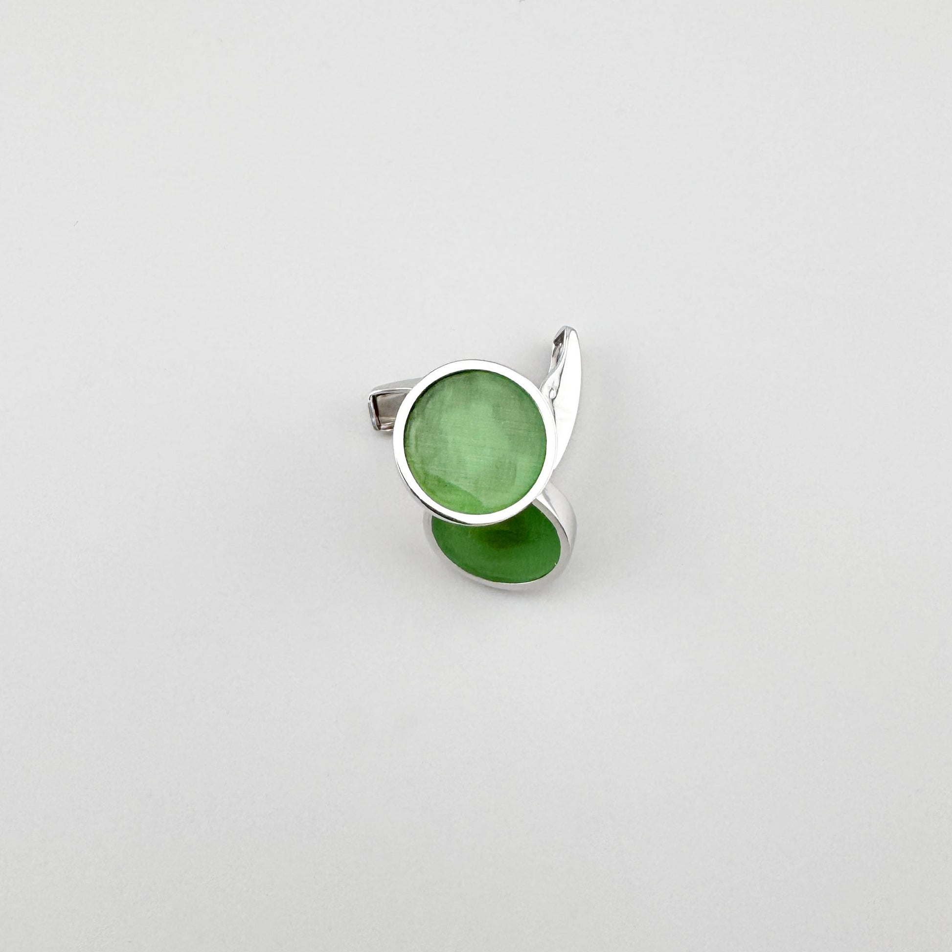 Boutons de manchette Bliss Gioielli avec revers gravé et détail vert