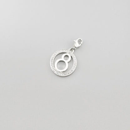 Srebrny charms z cyfrą osiem Thomas Sabo w okrągłej ramie ozdobionej cyrkoniami