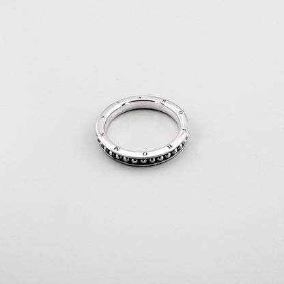 Silver Thomas Sabo band ring with engraved lettering and a delicate beaded edge
