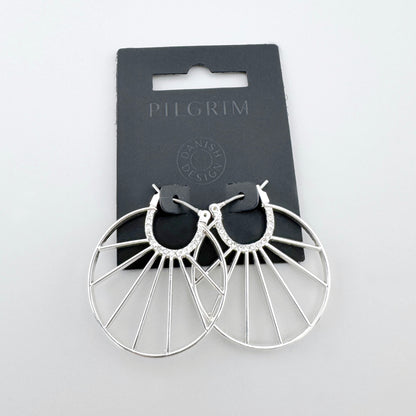 Легкі сережки-кільця з ажурними променями та прозорими цирконіями, акуратна посадка