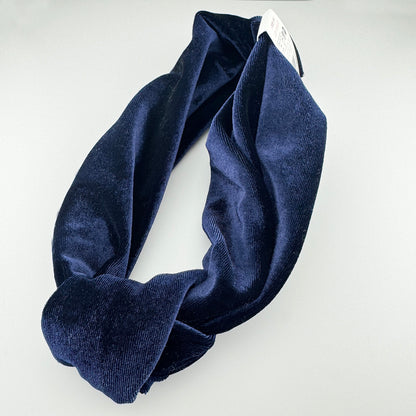 Navy velvet headband Camaïeu with a soft twisted shape and elegant texture