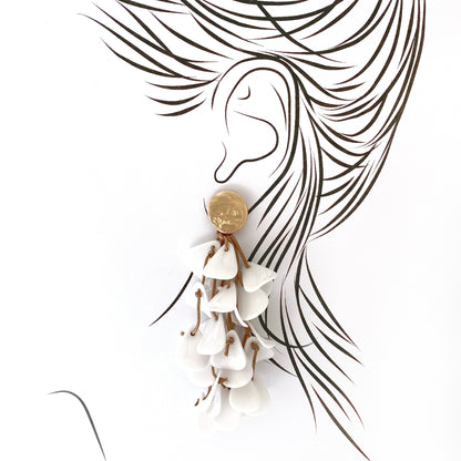 White petal earrings Sonata (Spain)