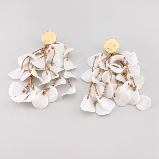 White petal earrings Sonata (Spain)