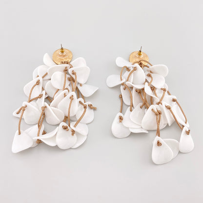 White petal earrings Sonata (Spain)