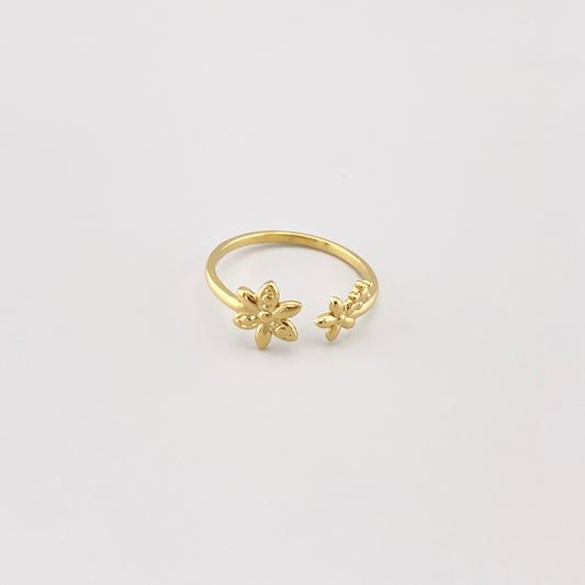 Thin ring with flowers IRL (France)