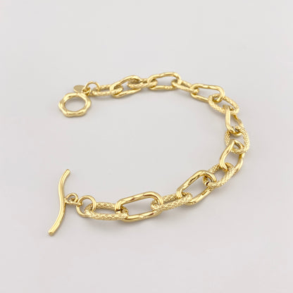 Chain bracelet with pendant IRL (France)